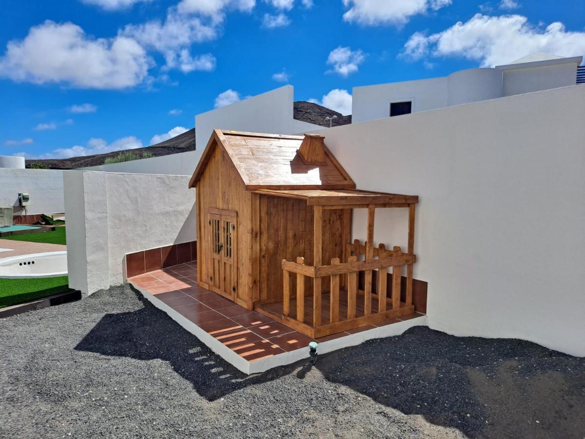 Villa Lanzarote Deluxe & Spa Pool ปลายาบลังกา ภายนอก รูปภาพ
